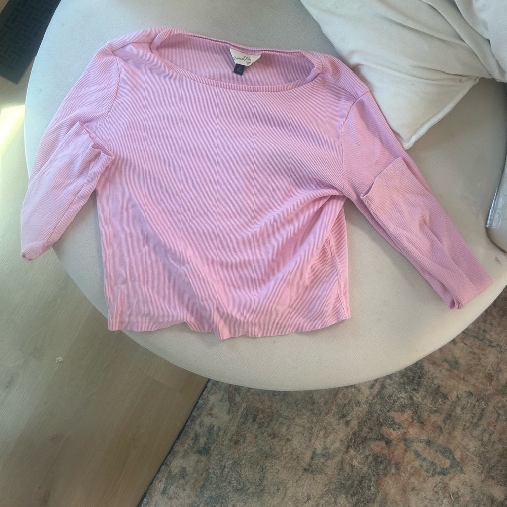 pink long sleeve shirt